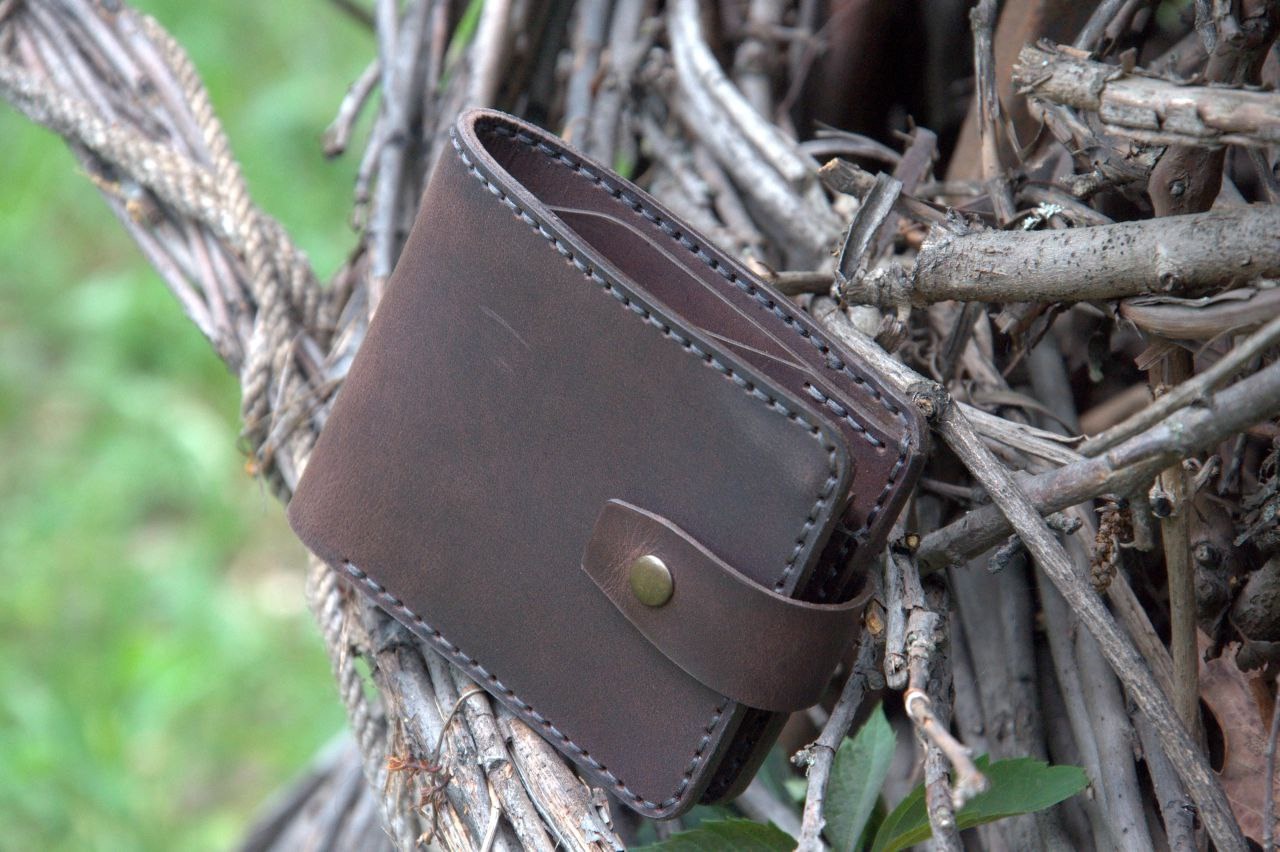 Выкройка кожаного кошелька бифолд с монетницей от Blacksalt Leather