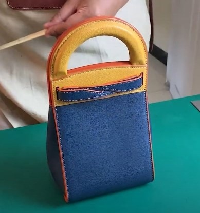 Выкройка небольшая кожаная мини-сумочка