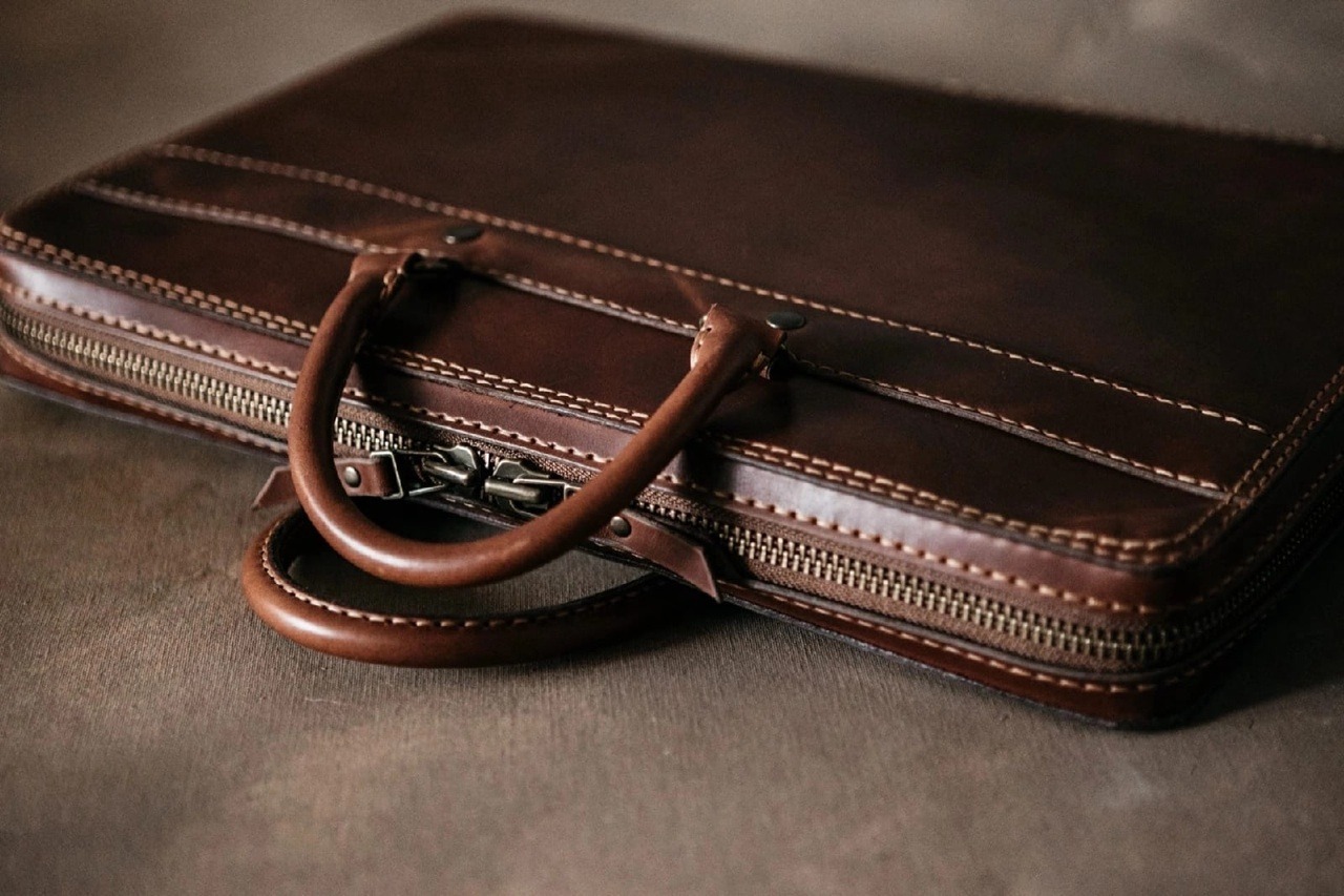 Выкройка кожаной сумки под ноутбук и документы (briefcase bag)